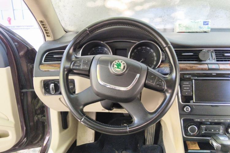 Used Skoda Superb 2012 1.8TSI Automatic Prestige Edition Steering Wheel