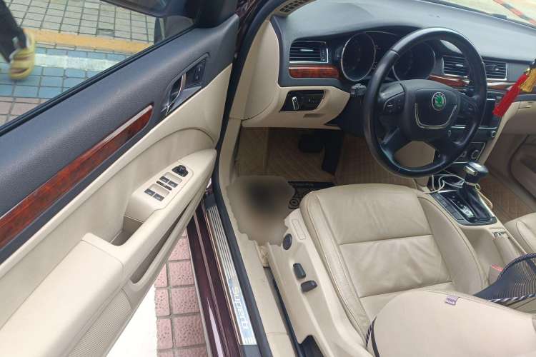 Used Skoda Superb 2012 1.8TSI Automatic Prestige Edition Driver Seat