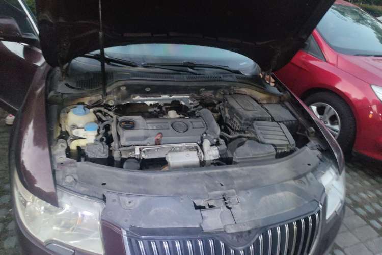 Used Skoda Superb 2012 1.4TSI DSG Zhiya Edition Engine Bay