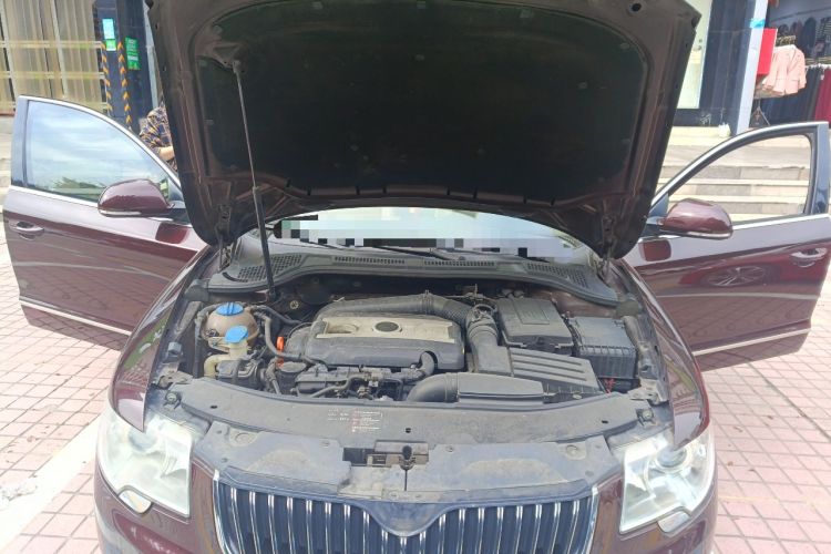 Used Skoda Superb 2012 1.8TSI Automatic Prestige Edition Engine Bay