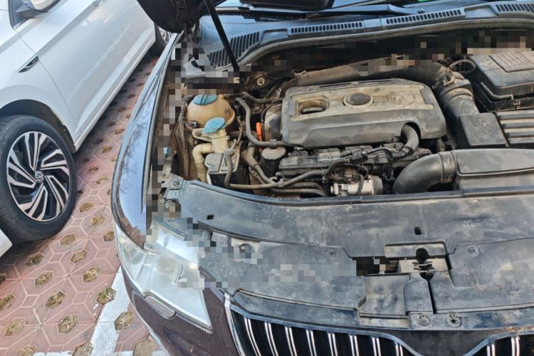 Used Skoda Superb 2012 1.8TSI Automatic Prestige Edition Engine Bay Right