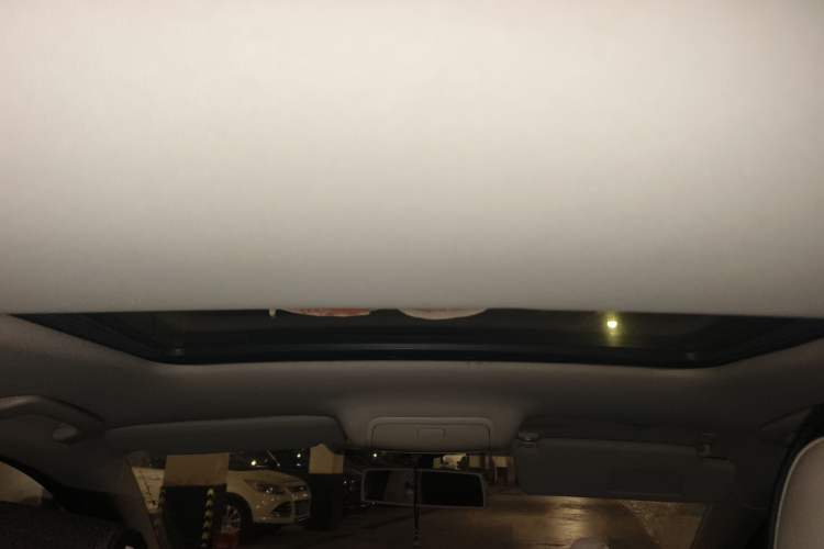 Used Skoda Superb 2012 1.8TSI Automatic Elegant Edition Headliner