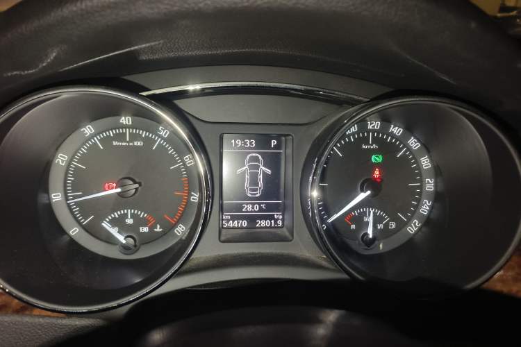 Used Skoda Superb 2012 1.8TSI Automatic Elegant Edition Instrument Cluster