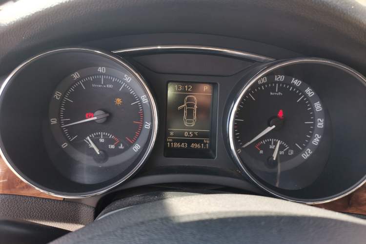 Used Skoda Superb 2012 1.8TSI Automatic Prestige Edition Instrument Cluster