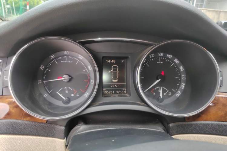 Used Skoda Superb 2012 1.8TSI Automatic Elegant Edition Instrument Cluster