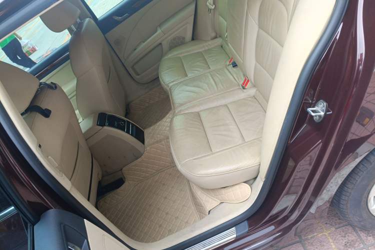 Used Skoda Superb 2012 1.8TSI Automatic Prestige Edition Left Rear Seat