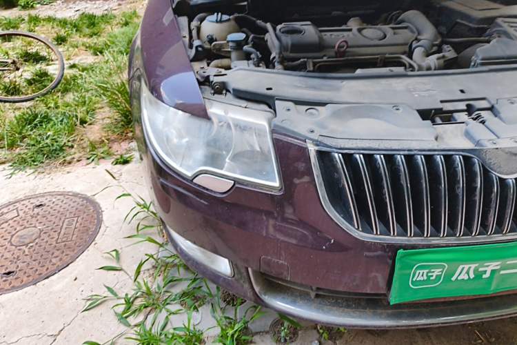 Used Skoda Superb 2012 1.4TSI DSG Elegant Edition Right Front Headlight