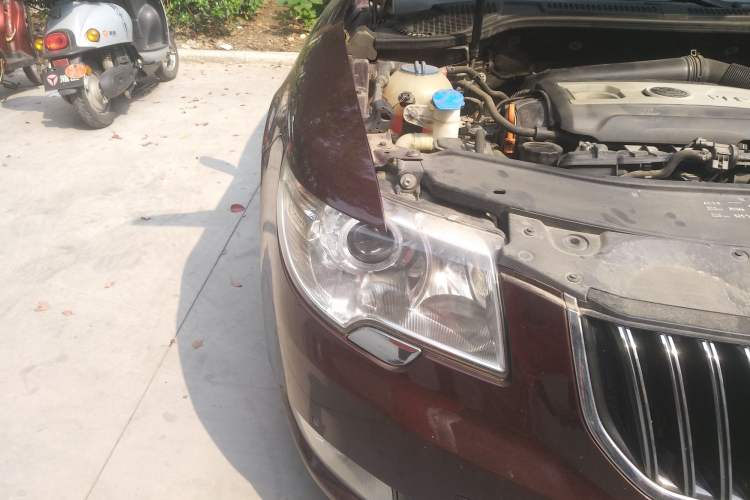 Used Skoda Superb 2012 1.8TSI Manual Elegant Edition Right Front Headlight