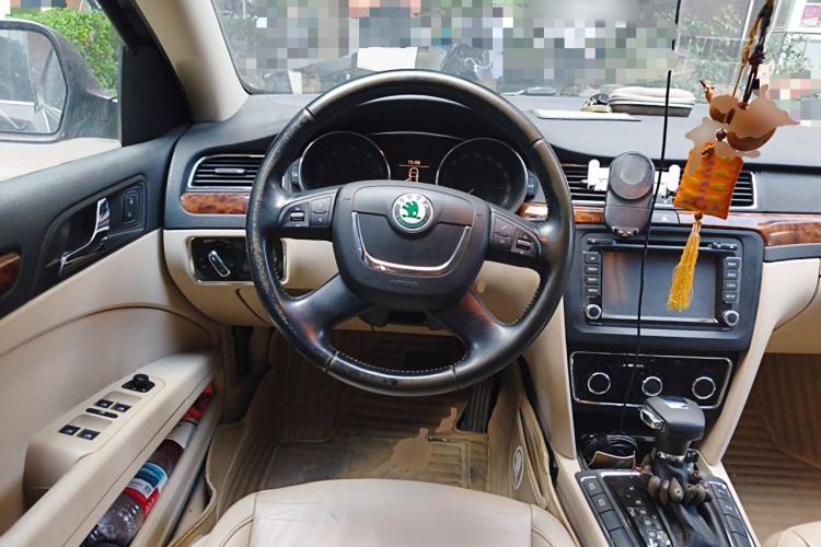 Used Skoda Superb 2012 1.4TSI DSG Elegant Edition Steering Wheel