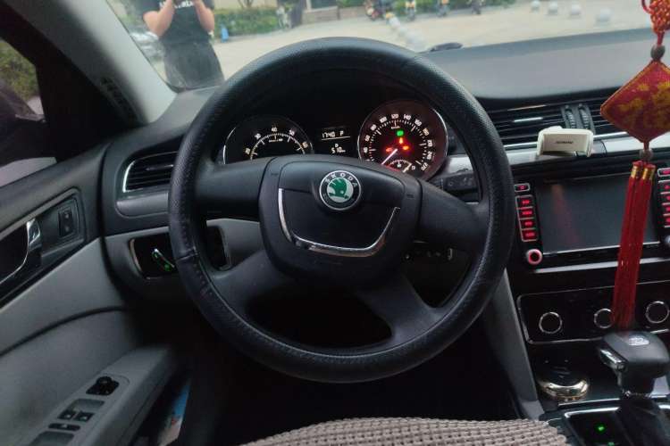 Used Skoda Superb 2012 1.4TSI DSG Zhiya Edition Steering Wheel
