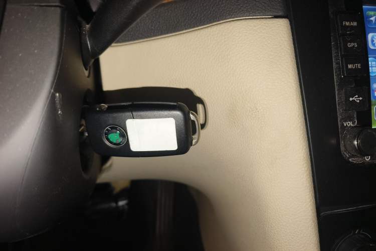 Used Skoda Superb 2012 1.8TSI Automatic Elegant Edition Vehicle Key