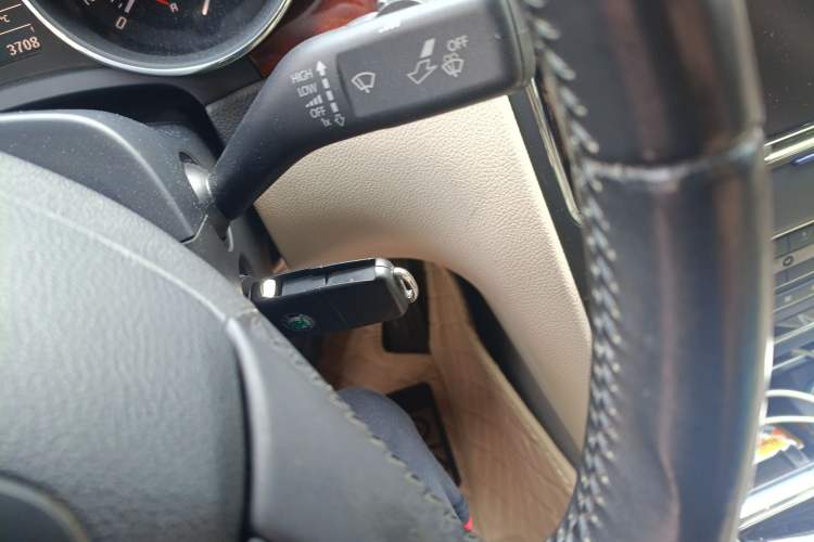 Used Skoda Superb 2012 1.8TSI Automatic Prestige Edition Vehicle Key
