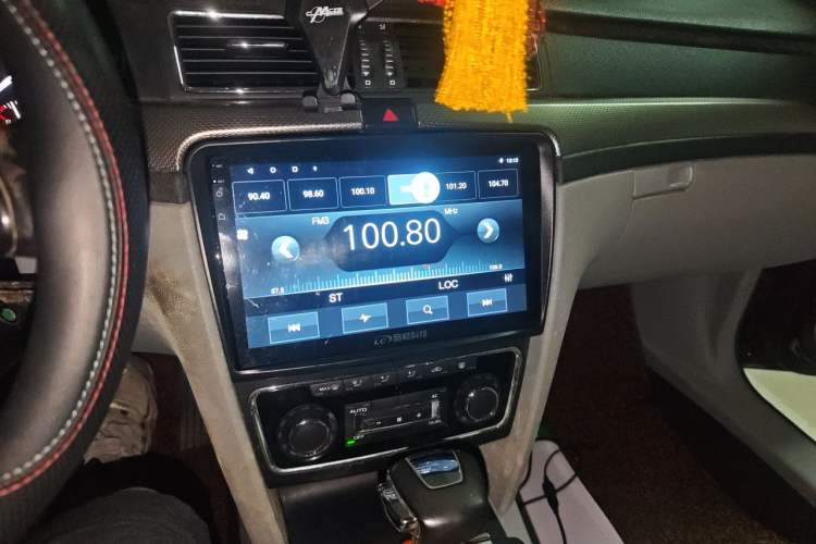 Used Skoda Superb 2012 1.8TSI Automatic Prestige Edition Audio And AC Panel