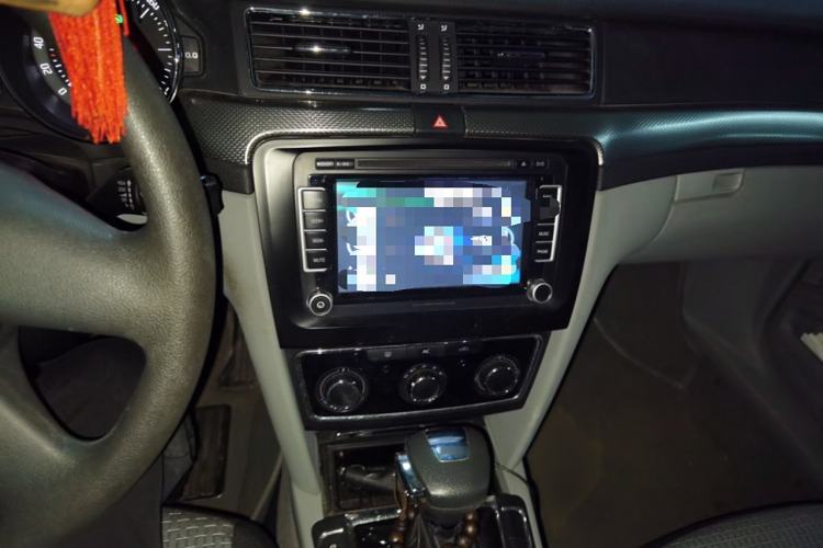Used Skoda Superb 2012 1.4TSI DSG Zhiya Edition Audio And AC Panel