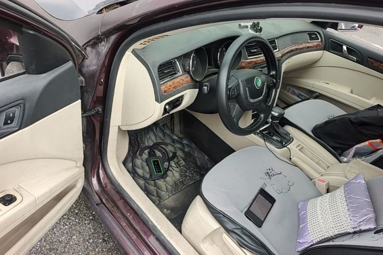 Used Skoda Superb 2012 1.8TSI Automatic Elegant Edition Driver Seat