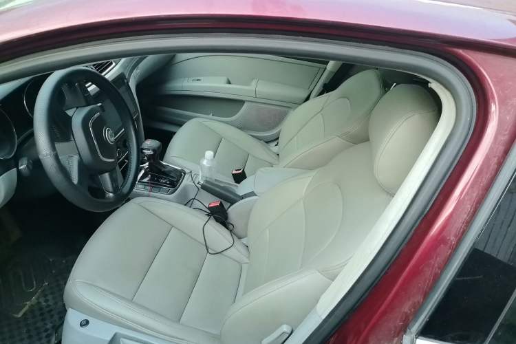 Used Skoda Superb 2012 1.4TSI DSG Elegant Edition Driver Seat