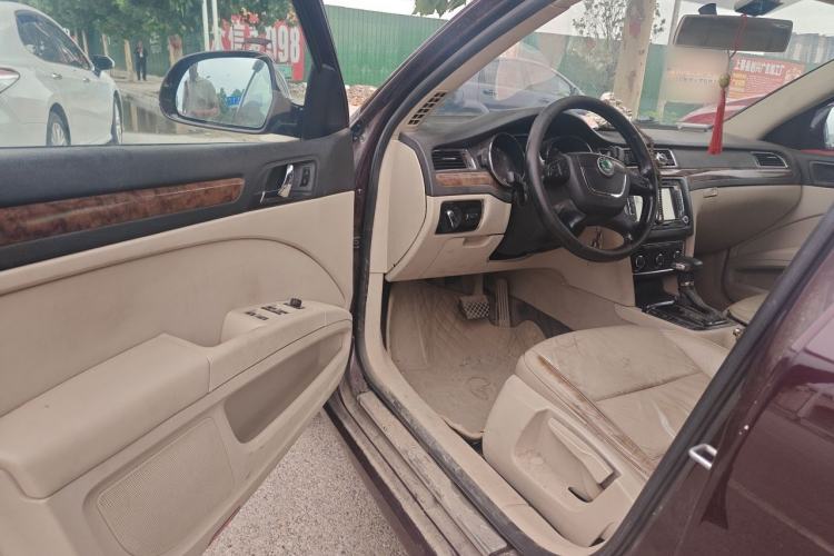 Used Skoda Superb 2012 1.8TSI Automatic Elegant Edition Driver Seat