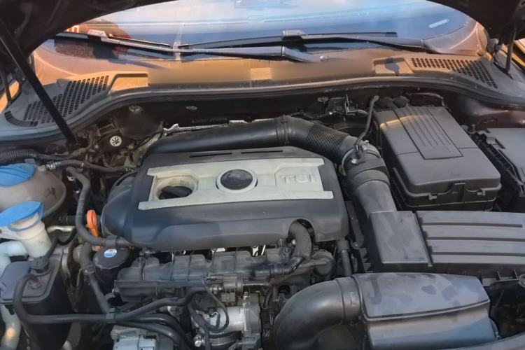 Used Skoda Superb 2012 1.8TSI Automatic Prestige Edition Engine Bay