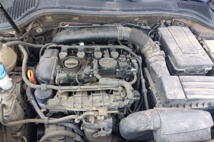 Used Skoda Superb 2012 1.8TSI Automatic Prestige Edition Engine Bay