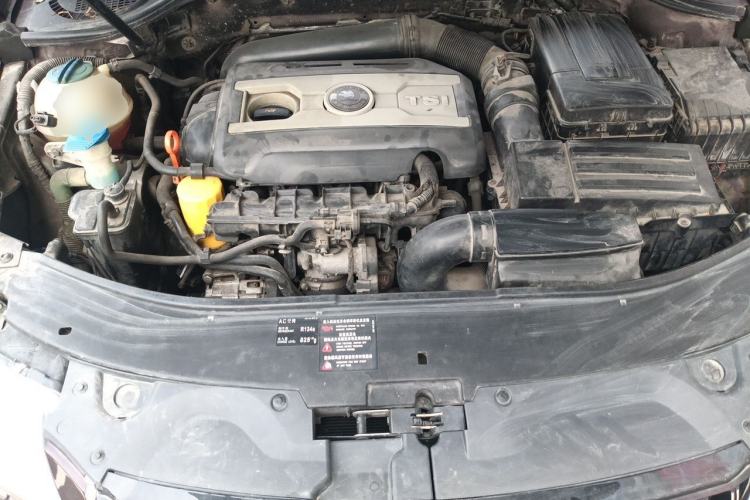 Used Skoda Superb 2012 1.8TSI Manual Elegant Edition Engine Bay