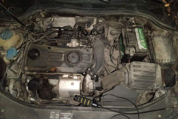 Used Skoda Superb 2012 1.4TSI DSG Elegant Edition Engine Bay