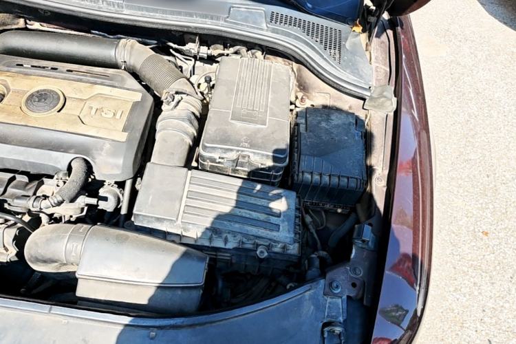 Used Skoda Superb 2012 1.8TSI Automatic Prestige Edition Engine Bay Left