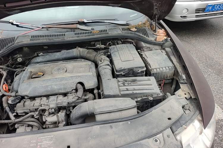Used Skoda Superb 2012 1.8TSI Automatic Elegant Edition Engine Bay Left