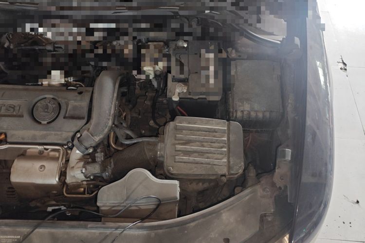 Used Skoda Superb 2012 1.4TSI DSG Zhiya Edition Engine Bay Left