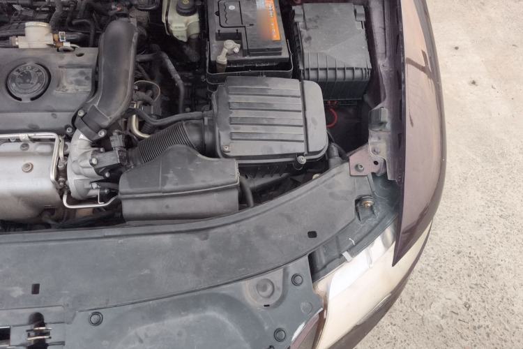 Used Skoda Superb 2012 1.4TSI DSG Zhiya Edition Engine Bay Left