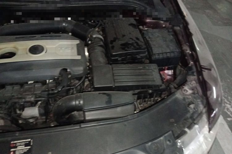 Used Skoda Superb 2012 1.8TSI Automatic Elegant Edition Engine Bay Left