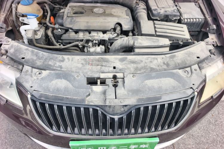 Used Skoda Superb 2012 1.8TSI Automatic Prestige Edition Engine Bay