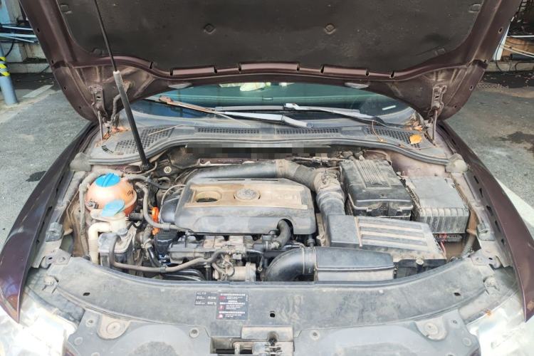 Used Skoda Superb 2012 1.8TSI Automatic Elegant Edition Engine Bay