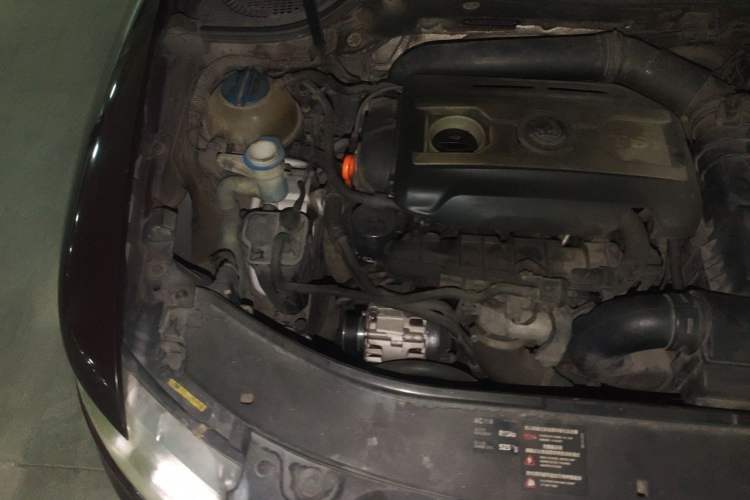 Used Skoda Superb 2012 1.8TSI Automatic Prestige Edition Engine Bay Right