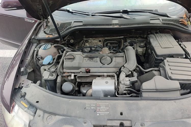 Used Skoda Superb 2012 1.4TSI DSG Zhiya Edition Engine Bay Right