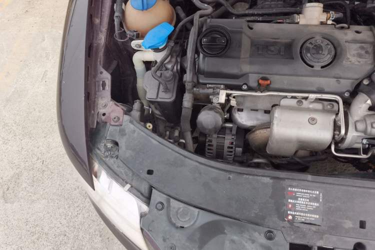 Used Skoda Superb 2012 1.4TSI DSG Zhiya Edition Engine Bay Right