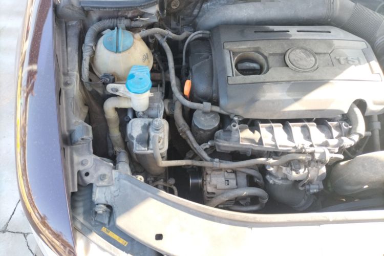 Used Skoda Superb 2012 1.8TSI Automatic Prestige Edition Engine Bay Right