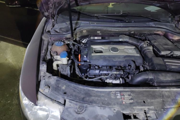 Used Skoda Superb 2012 2.0 TSI Automatic Luxury Edition Engine Bay Right