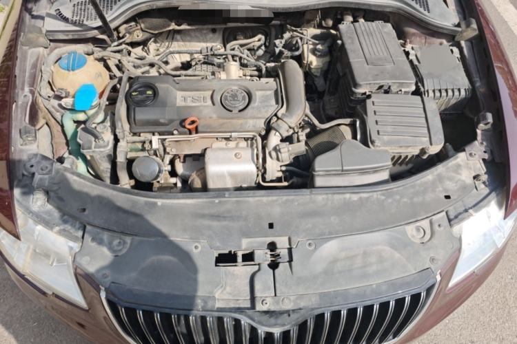 Used Skoda Superb 2012 1.4TSI DSG Elegant Edition Engine Bay