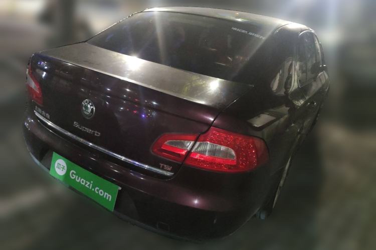 Used Skoda Superb 2012 2.0 TSI Automatic Luxury Edition Exterior 5