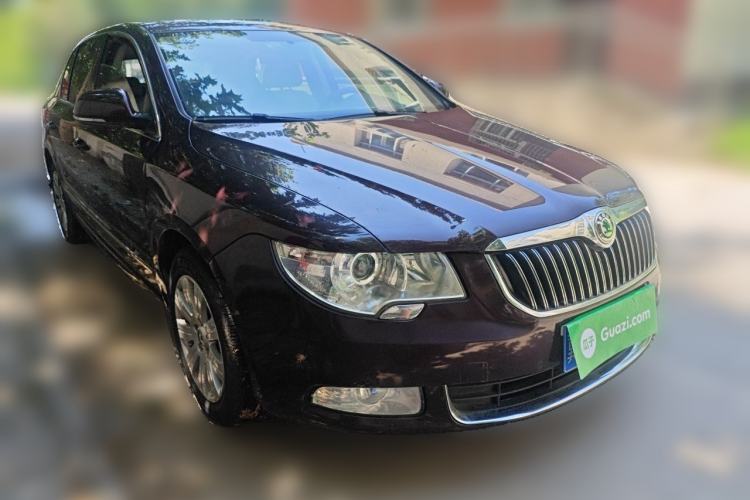 Used Skoda Superb 2012 1.4TSI DSG Elegant Edition Front Right 45 Deg
