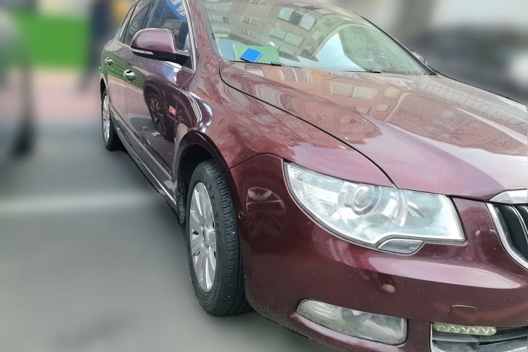 Used Skoda Superb 2012 1.4TSI DSG Elegant Edition Front Right 45 Deg