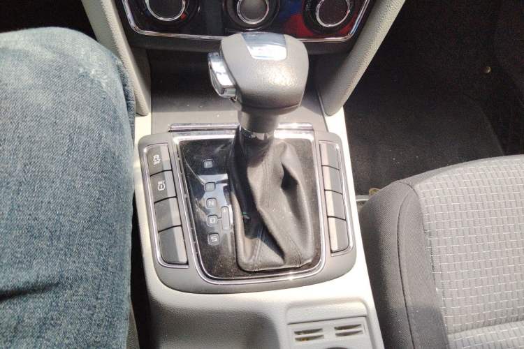 Used Skoda Superb 2012 1.4TSI DSG Zhiya Edition Gear Lever