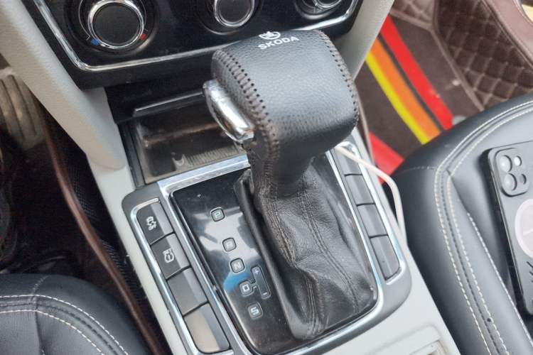 Used Skoda Superb 2012 1.4TSI DSG Zhiya Edition Gear Lever