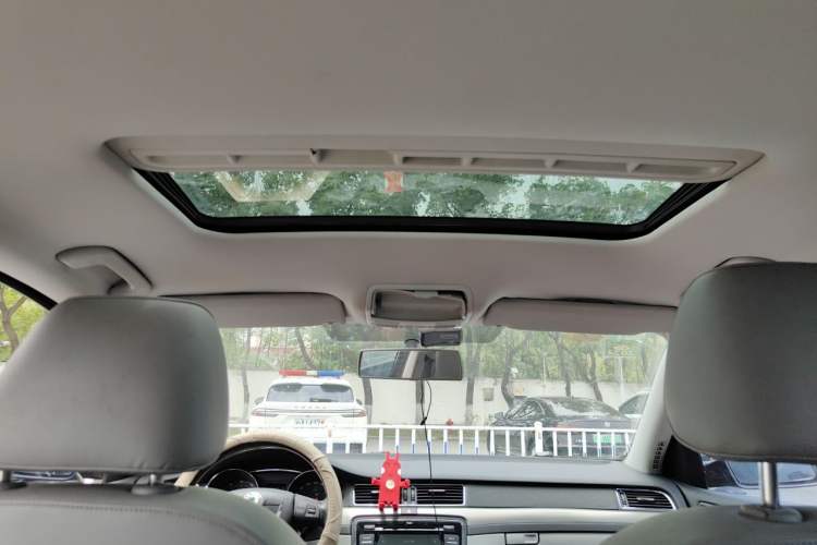 Used Skoda Superb 2012 1.8TSI Automatic Elegant Edition Headliner