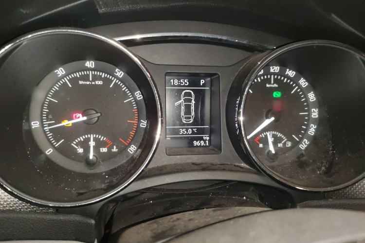 Used Skoda Superb 2012 2.0 TSI Automatic Luxury Edition Instrument Cluster