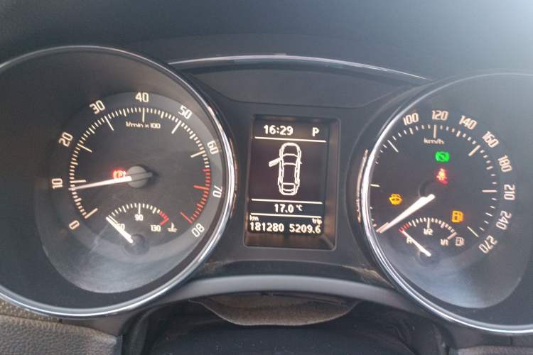 Used Skoda Superb 2012 1.8TSI Automatic Prestige Edition Instrument Cluster
