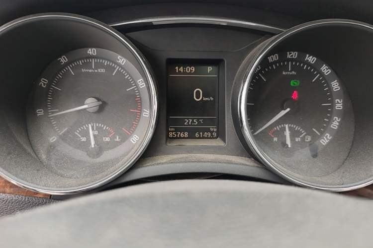 Used Skoda Superb 2012 1.8TSI Automatic Elegant Edition Instrument Cluster