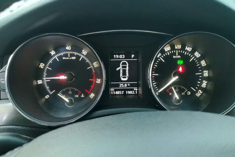 Used Skoda Superb 2012 1.4TSI DSG Elegant Edition Instrument Cluster