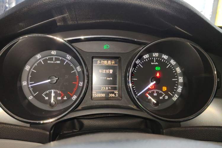 Used Skoda Superb 2012 1.8TSI Automatic Prestige Edition Instrument Cluster
