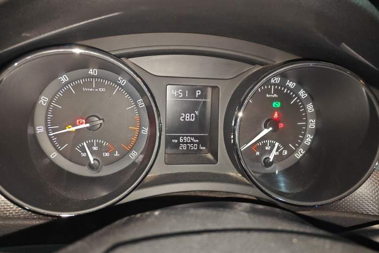 Used Skoda Superb 2012 1.4TSI DSG Zhiya Edition Instrument Cluster